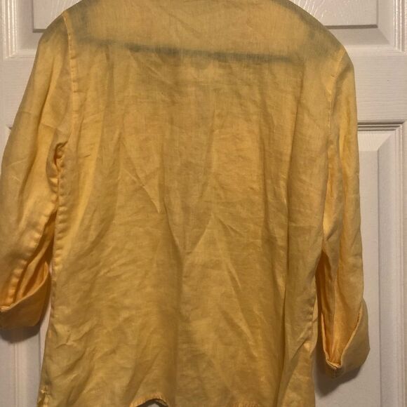 Charter Club women’s yellow linen shirt size 12P - Picture 2 of 7